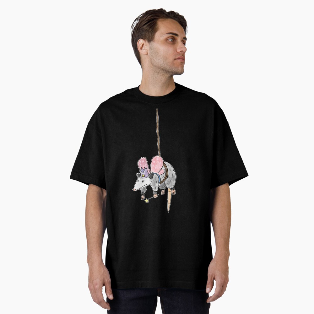 Aperçu de l'œuvre T-shirt oversize créée et vendue par Cinnabees.