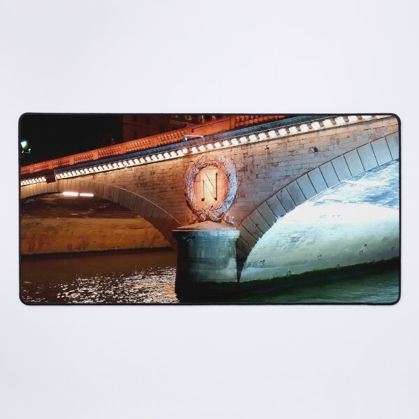 Aperçu de l'œuvre Pont au Change - Paris créée et vendue par VanillaBearArt.