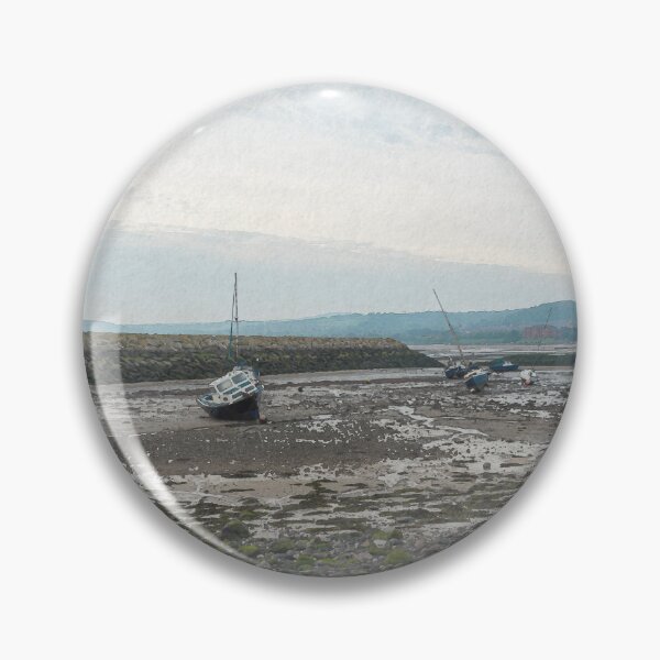 Artikelvorschau, Digitale Aquarellillustration des Hafens von Rhos-on-Sea. entworfen und verkauft von RobThorley.