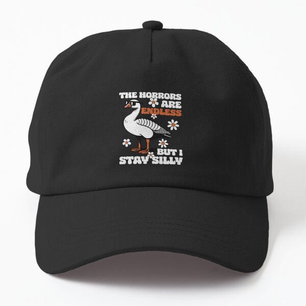 Aperçu de l'œuvre Stay Silly Goose Oie rétro cool avec des nuances et des fleurs créée et vendue par TeeDesigns®.