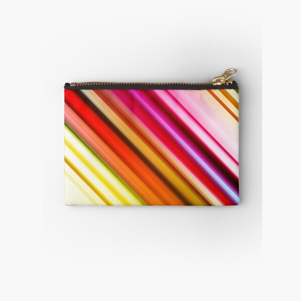 Artikelvorschau, Sonnenuntergangsprisma: Abstrakte Kunst mit diagonalen Regenbogenlinien entworfen und verkauft von Patternair.