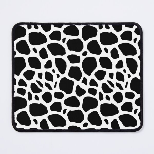 Artikelvorschau, Dalmatinerflecken Nahtloser Animal-Print entworfen und verkauft von theartfulaspie.