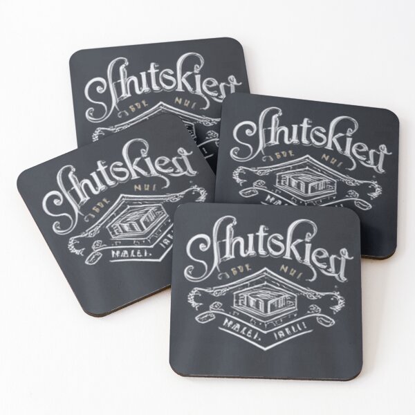 Artikelvorschau, Vintage Ski Resort – Retro-Skifahren Grafik T-Shirt entworfen und verkauft von NoRulesStudio.