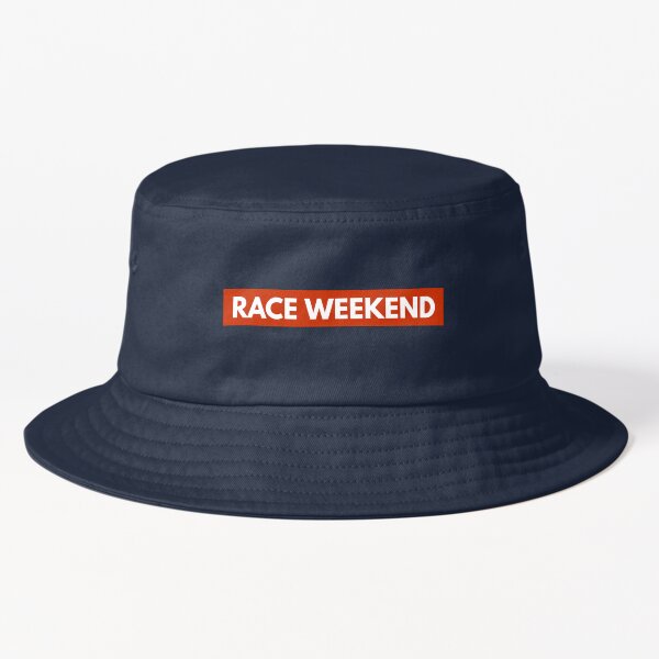 Aperçu de l'œuvre Week-end de course créée et vendue par ZooStateofMind.