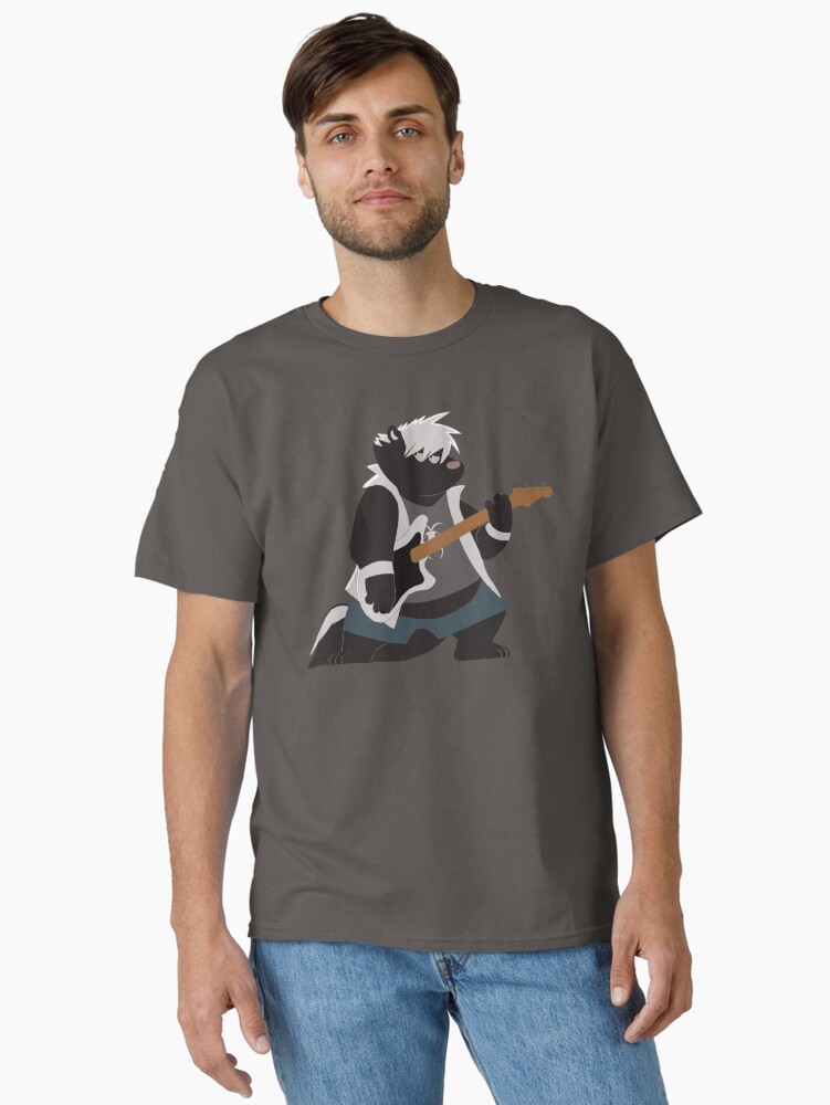 Thumbnail 1 von 7, Classic T-Shirt, Gunther Skunk Bassist designt und verkauft von RodneyBearArts.