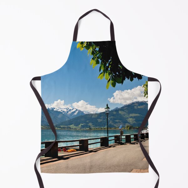 Aperçu de l'œuvre Vue de l'esplanade de Zell am See créée et vendue par Violaman.
