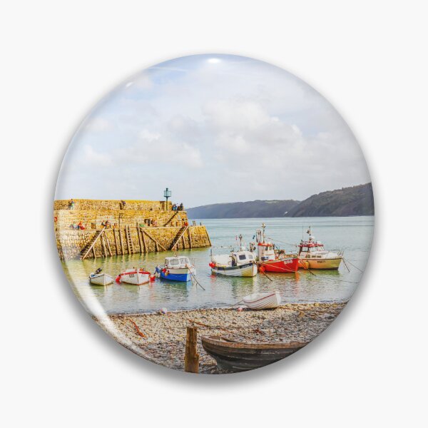 Artikelvorschau, Clovelly Harbour, Fischerboote und Hafen, North Devon, England entworfen und verkauft von Paul Thompson Photography.