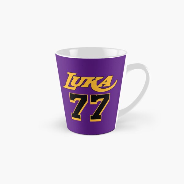 Aperçu de l'œuvre Maillot violet de Los Angeles 77 de Luka Doncic créée et vendue par ourkid.