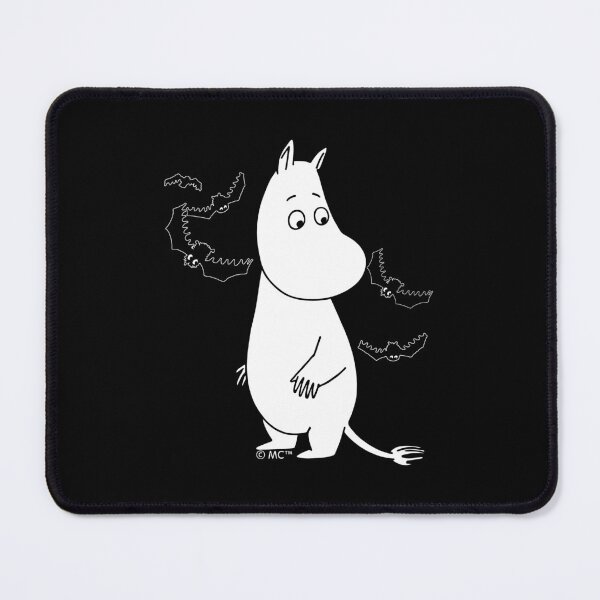 Artikelvorschau, Mumin Mumintroll umgeben von gruseligen Fledermäusen entworfen und verkauft von MoominStore.