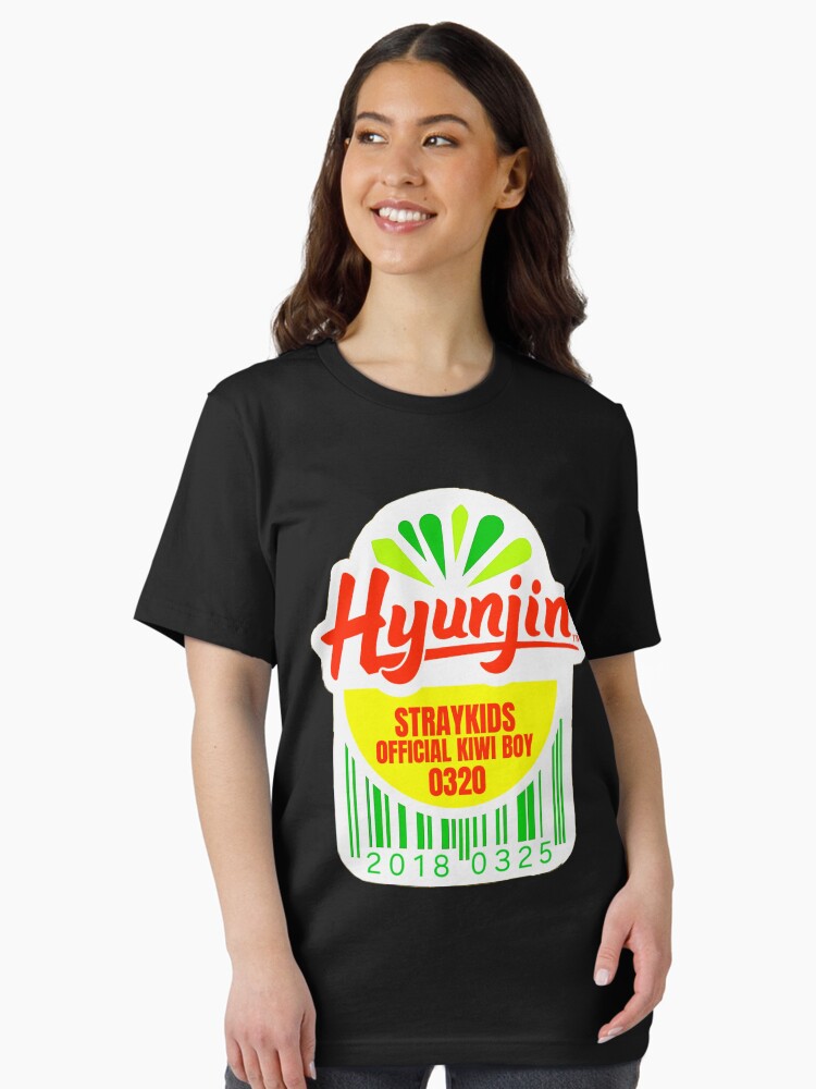 アイドル UNIFORM T-SHIRT Hyunjin Hyunjin Retro 90s Bootleg T-shirt, KPOP T-shirt and Gift for
