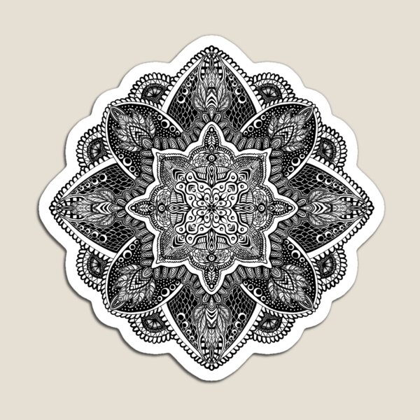 Artikelvorschau, Schwarz-weißes Mandala entworfen und verkauft von AOHstudios.