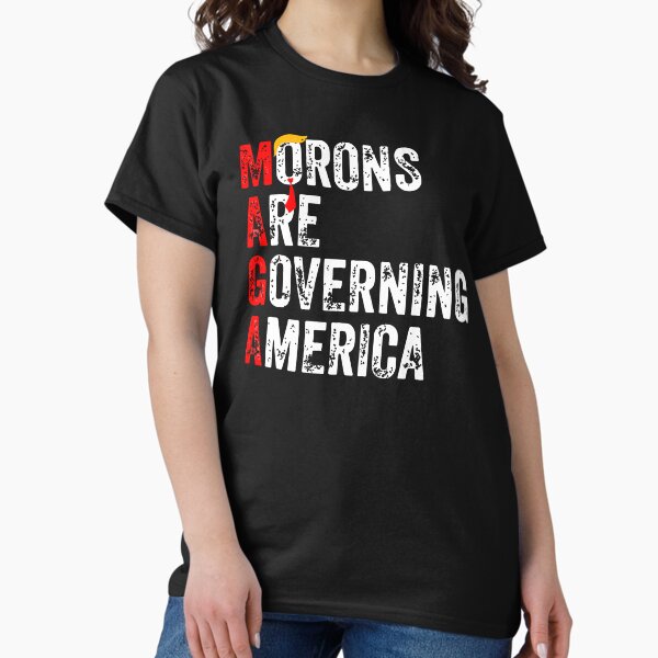 Vista previa del artículo con la obra «Los idiotas del MAGA gobiernan Estados Unidos», diseñado y vendido por Mhbrezri.