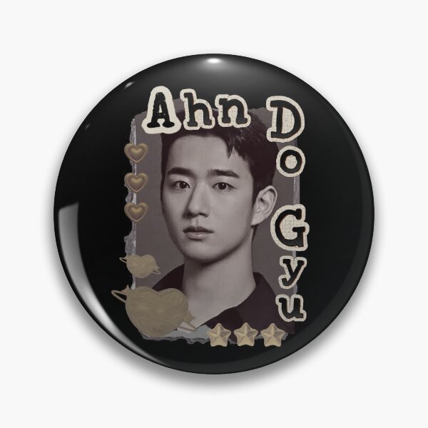 Artikelvorschau, Ahn Do-gyu: Koreanischer Drama-Schauspieler Scrapbook Collage Cozy Y2K Vintage Design entworfen und verkauft von HELL0WBELLO.