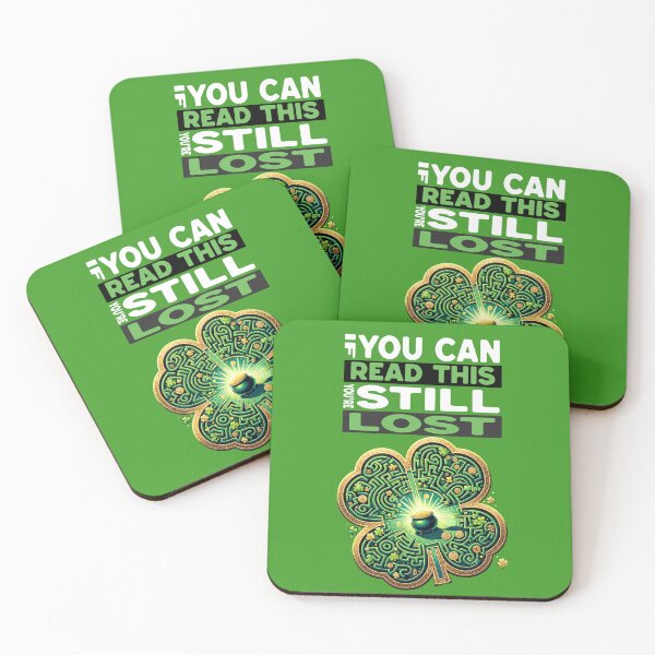 Aperçu de l'œuvre Labyrinthe de trèfles de St Paddy créée et vendue par AnalajiaDesigns.