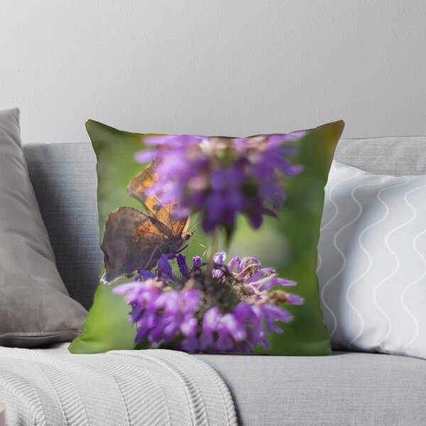 Aperçu de l'œuvre Papillon sur une fleur de printemps créée et vendue par jonesing.