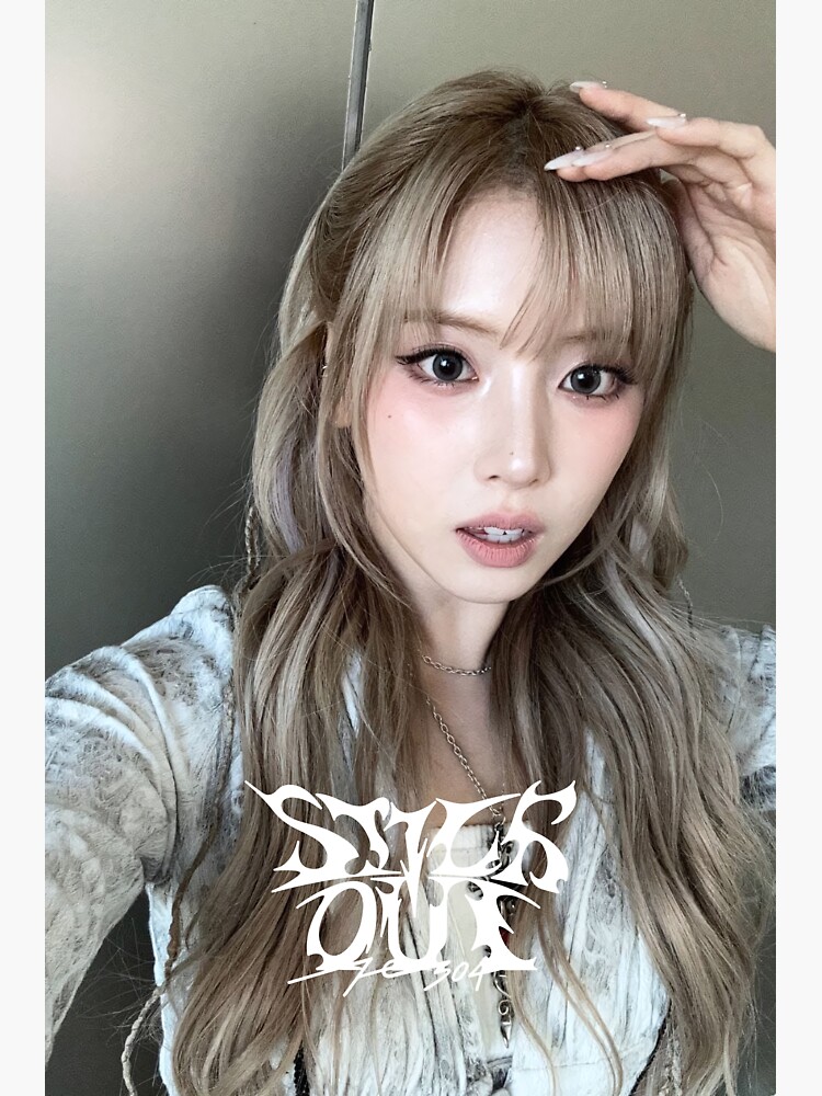 NMIXX JIWOO NMIXX SEE THAT NMIXX STICK OUT LOVE IS LONELY NSWER