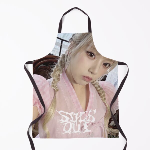 Artikelvorschau, NMIXX JIWOO NMIXX SIEH, DASS NMIXX HERAUSSTEHT LIEBE IST EINSAM NSANTWORT entworfen und verkauft von Valereekmerch.