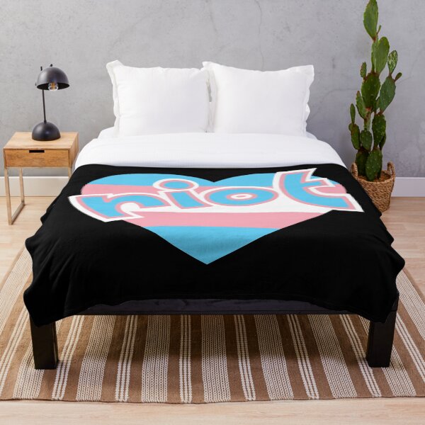 Artikelvorschau, Riot Protest Kampf Trans Pride Flagge Herz Blau - LGBTQIA+ entworfen und verkauft von Kristalin Glass.