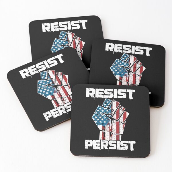 Artikelvorschau, Resist and Persist Patriotisches Faust-Design - Anti-Trump-Protest-Grafik-T-Shirt mit amerikanischer Flagge entworfen und verkauft von Prints-N-Tees.