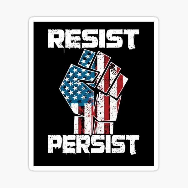 Vista previa del artículo con la obra «Remera con diseño de puño patriótico que dice "Resistir y persistir": protesta con la bandera estadounidense contra Trump», diseñado y vendido por Prints-N-Tees.