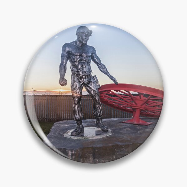 Item preview, Minero conmemorativo de Ellington con rueda de pozo roja designed and sold by David Patterson.