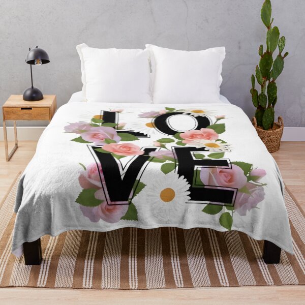 Artikelvorschau, Love Floral Typography - Romantisches Rosen- und Gänseblümchen-Design entworfen und verkauft von MOBI-CASE.