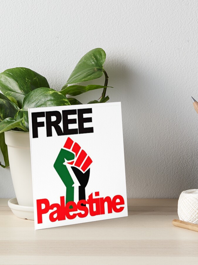 Lee 🦋, FREE PALESTINE