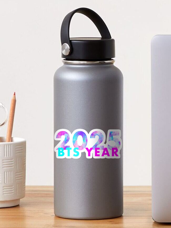 Thumbnail 1 von 3, Sticker, 2025 BTS-JAHR designt und verkauft von BorahaeSisters7.
