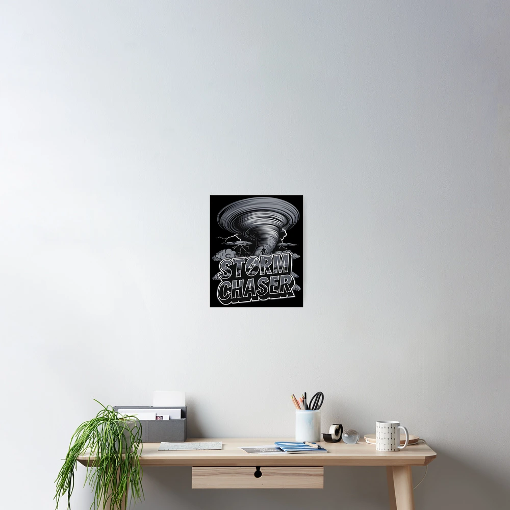 Storm chaser - Letting the storm in - Tornado chaser - Storm