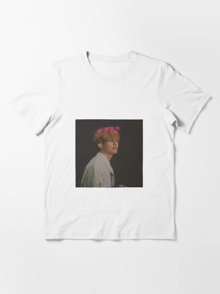 Rico Hueco escarcha Camiseta «BTS Kim Taehyung / V con corazones» de Vliight | Redbubble