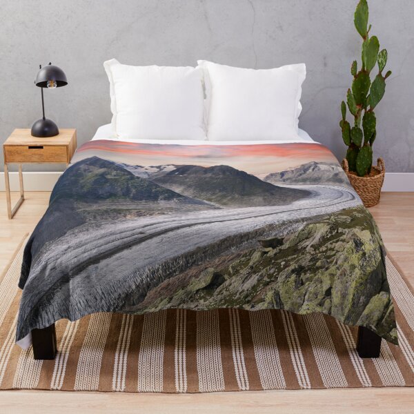 Item preview, Bettmerhorn, Bettmeralp, hiking in Switzerland designed and sold by Mauswohn.