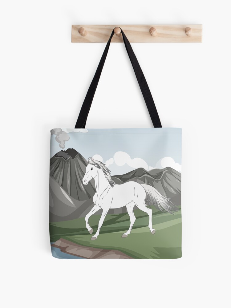 Aperçu 1 sur 2. Tote bag avec l'œuvre Cheval Baloutche, cheval blanc sur un fond de paysage, cheval de selle, races de chevaux du Pakistan créée et vendue par WebEquitation.