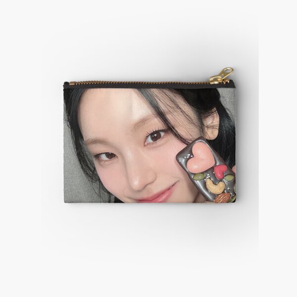 Item preview, ITZY GOLD IMAGINARY FRIEND YEJI MIDZY designed and sold by Valereekmerch.