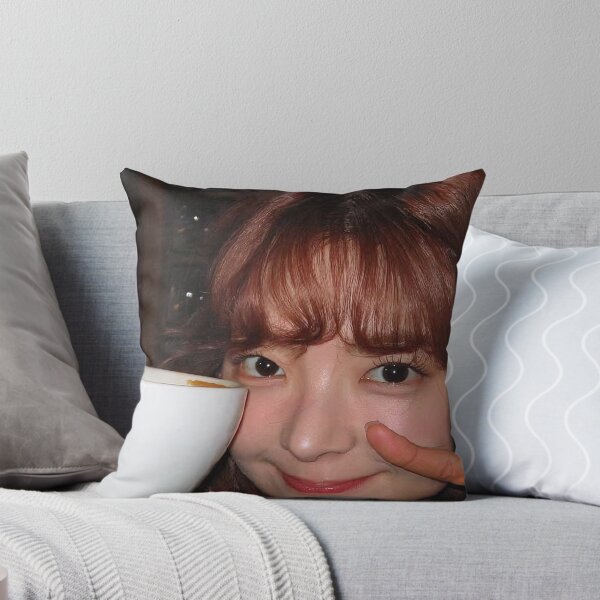 Item preview, ITZY GOLD IMAGINARY FRIEND LIA MIDZY designed and sold by Valereekmerch.