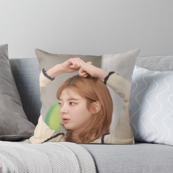 Item preview, ITZY GOLD IMAGINARY FRIEND LIA MIDZY designed and sold by Valereekmerch.