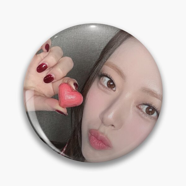 Item preview, ITZY GOLD IMAGINARY FRIEND YUNA MIDZY designed and sold by Valereekmerch.