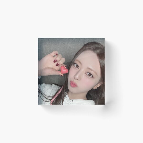 Item preview, ITZY GOLD IMAGINARY FRIEND YUNA MIDZY designed and sold by Valereekmerch.