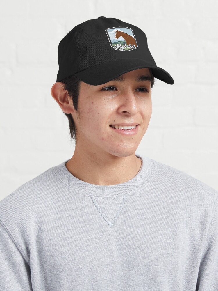 Aperçu 3 sur 7. Casquette avec l'œuvre blason et armoirie cheval bai,cheval clydesdale,cheval de trait,royaume uni,europe,europe du nord,races de chevaux,race créée et vendue par WebEquitation.