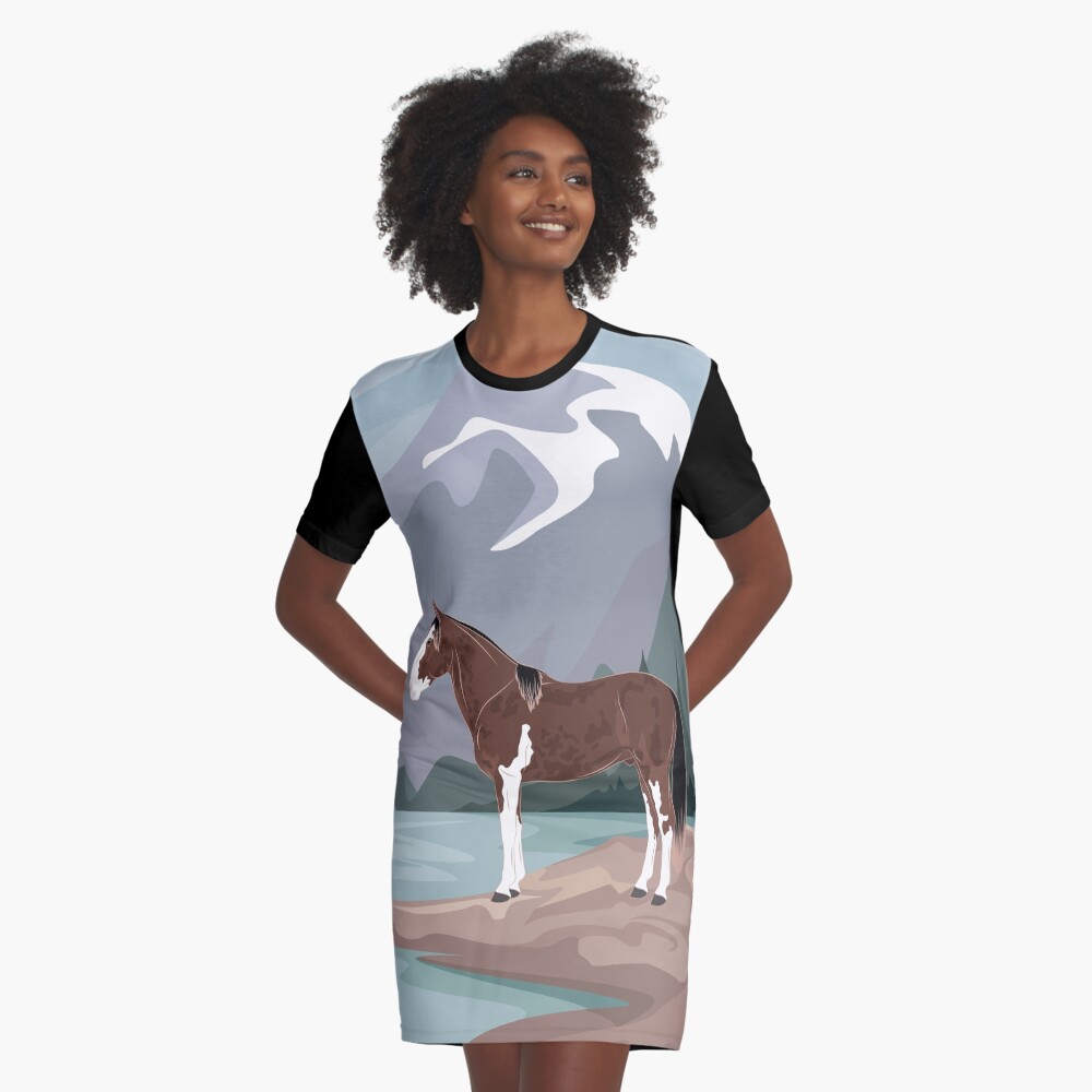 Aperçu de l'œuvre Robe t-shirt créée et vendue par WebEquitation.