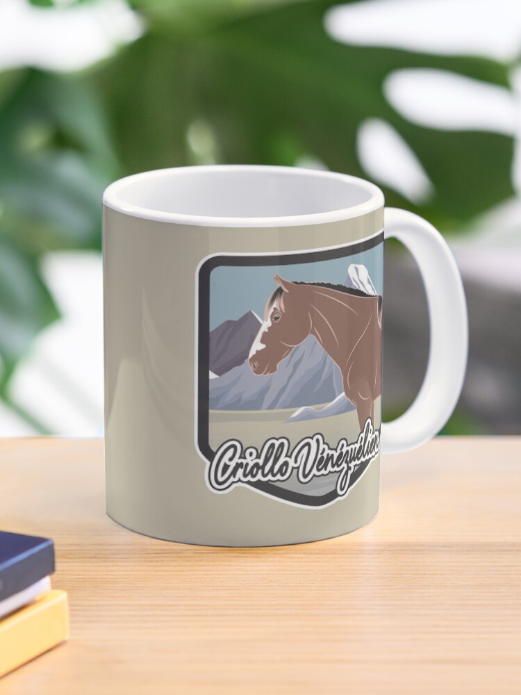 Aperçu 1 sur 6. Mug à café avec l'œuvre Cheval Criollo Vénézuélien, blason et armoirie cheval rouanné, cheval d'allure, races de chevaux du Venezuela créée et vendue par WebEquitation.