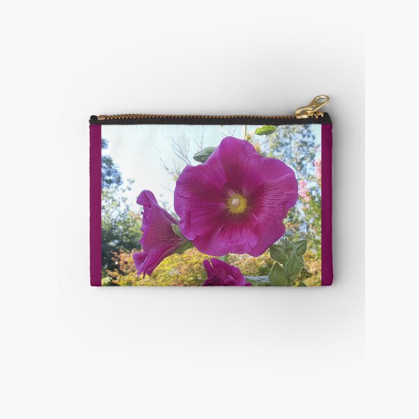 Artikelvorschau, Fuchsie Stockrose entworfen und verkauft von VelvetLunaMoth.