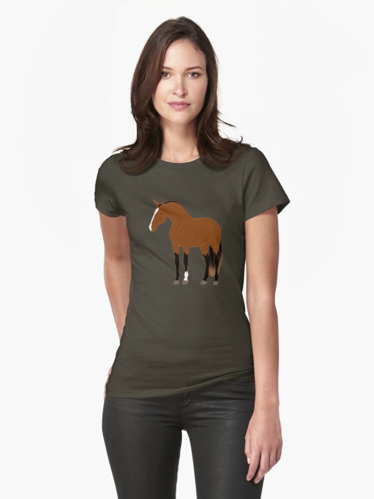 Aperçu 1 sur 3. T-shirt moulant avec l'œuvre Cheval Alter Real, dessin cheval bai, cheval ibérique, races de chevaux du Portugal créée et vendue par WebEquitation.