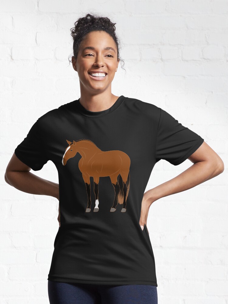 Aperçu 6 sur 7. T-shirt respirant avec l'œuvre Cheval Alter Real, dessin cheval bai, cheval ibérique, races de chevaux du Portugal créée et vendue par WebEquitation.