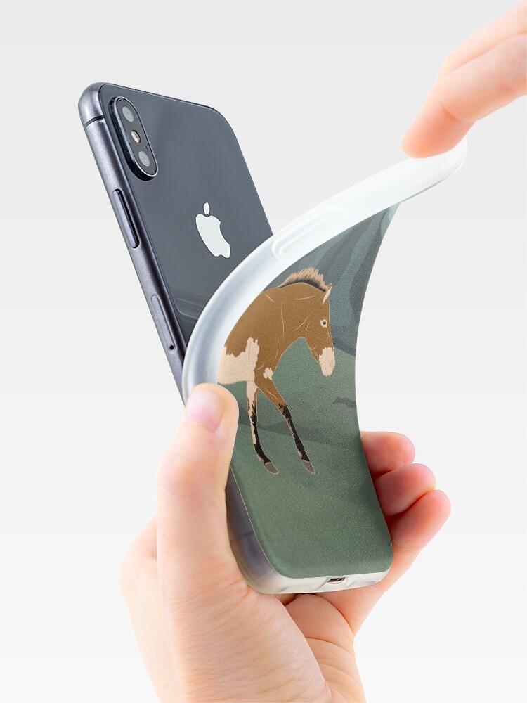 Aperçu 4 sur 5. Coque iPhone avec l'œuvre Cheval de Przewalski, cheval primitif, cheval isabelle avec paysage, races de chevaux de la Mongolie créée et vendue par WebEquitation.