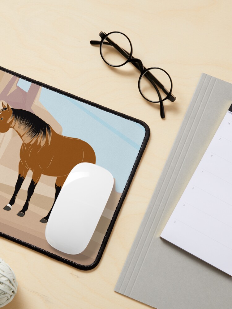 Aperçu 3 sur 5. Tapis de souris avec l'œuvre Quarter Horse, cheval isabelle avec paysage, cheval de selle, races de chevaux des États unis créée et vendue par WebEquitation.