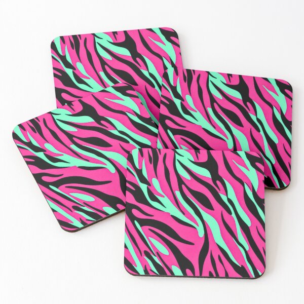 Aperçu de l'œuvre Motif camouflage à rayures tigrées menthe et rose créée et vendue par CamouflageLab.