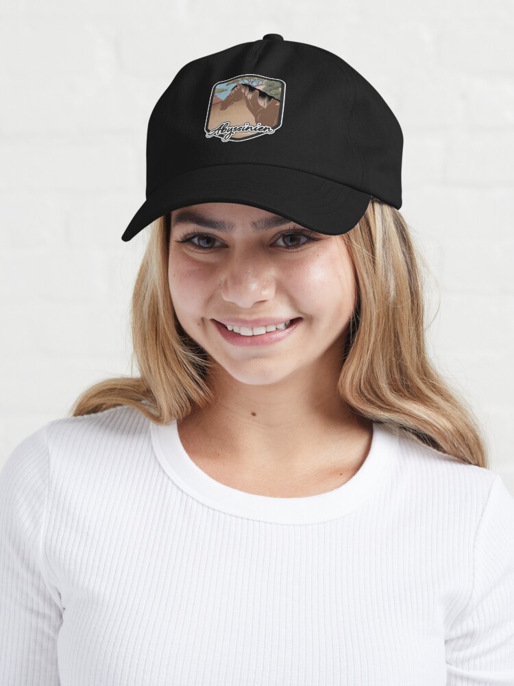 Aperçu 6 sur 7. Casquette avec l'œuvre Cheval Abyssinien, blason et armoirie cheval rouanné, cheval de selle léger, races de chevaux de l'Éthiopie créée et vendue par WebEquitation.