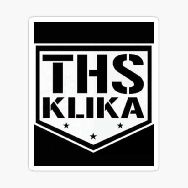 Aperçu de l'œuvre T-SHIRT NOIR REPRÉSENTANT L'ÉQUIPE DE RAP KLIKA créée et vendue par THSSKLEP.