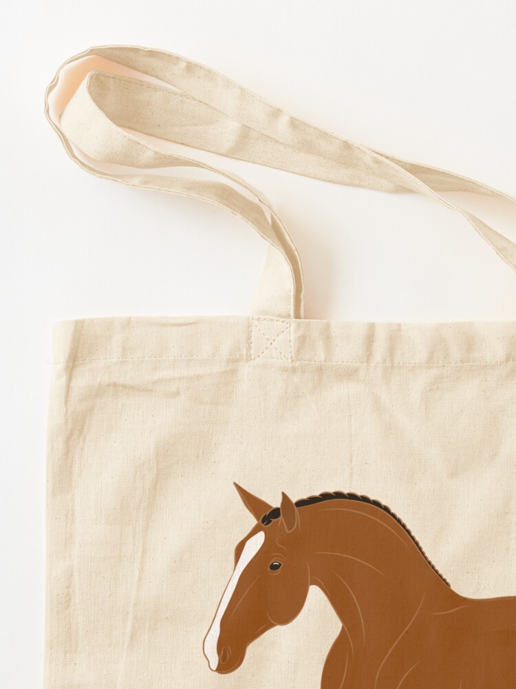 Aperçu 3 sur 5. Tote bag avec l'œuvre Cheval Alter Real, dessin cheval bai, cheval ibérique, races de chevaux du Portugal créée et vendue par WebEquitation.