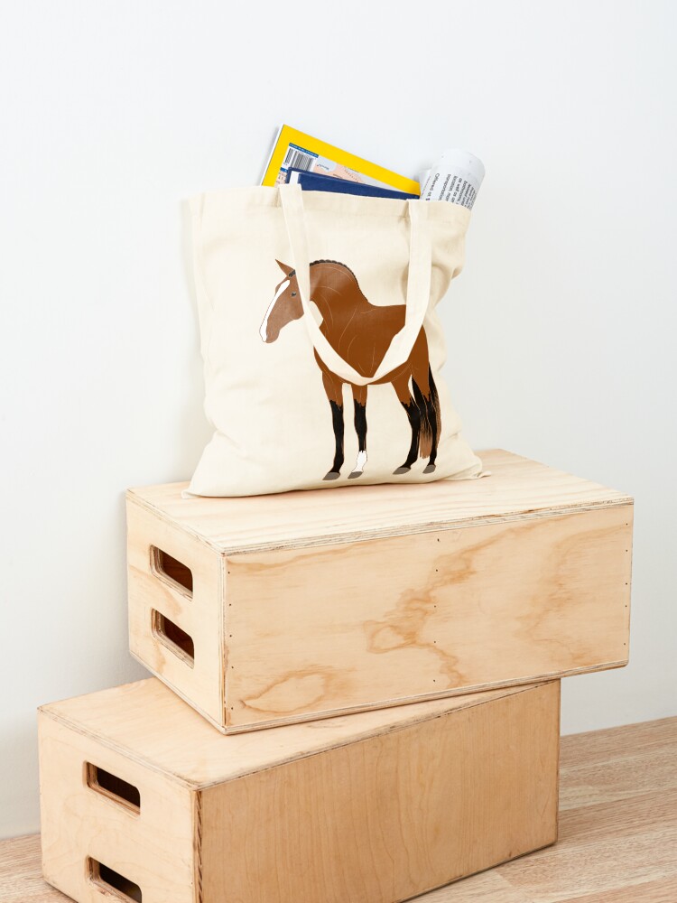 Aperçu 4 sur 5. Tote bag avec l'œuvre Cheval Alter Real, dessin cheval bai, cheval ibérique, races de chevaux du Portugal créée et vendue par WebEquitation.